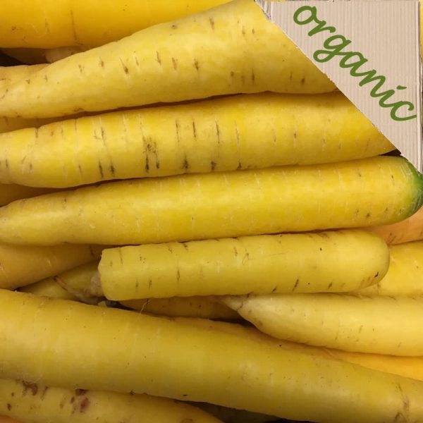 Zeds Organic Yellow Carrots - Approx 1kg (UK)