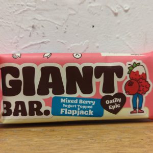 Giant Bar Mixed Berry Yoghurt Flapjack – 100g